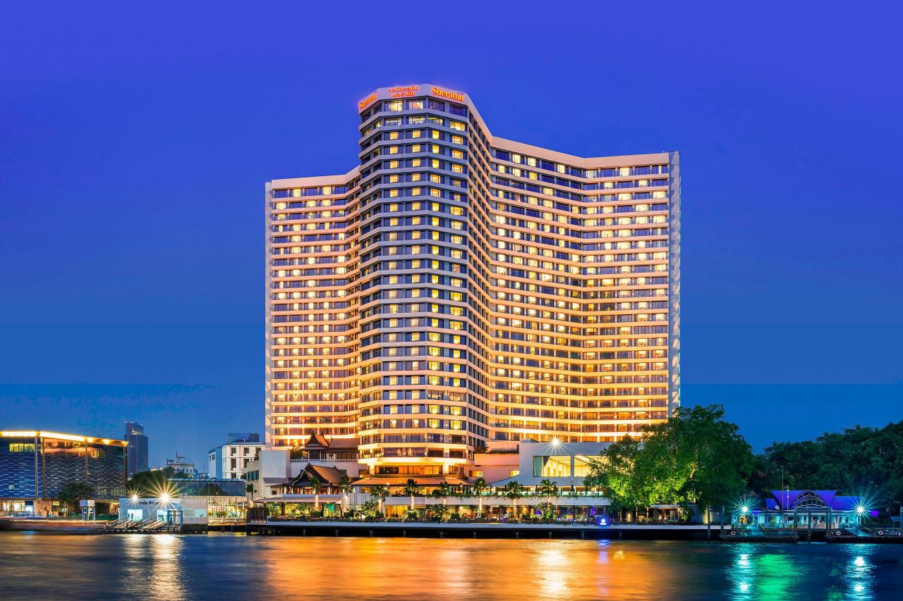 Bangkok peninsula thai nights resorts outthere hospitality legendary